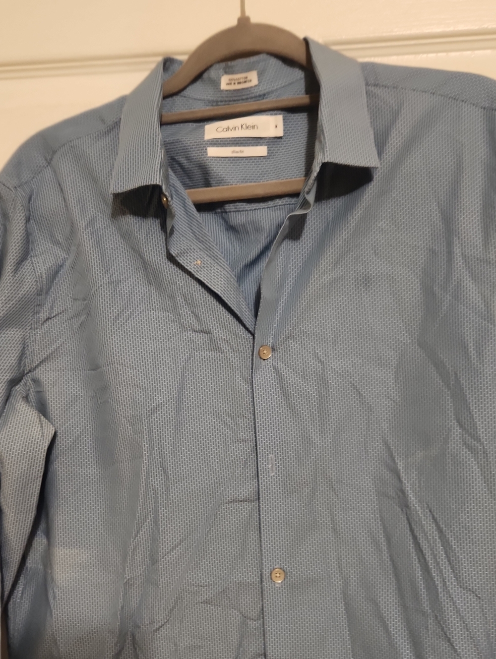 Calvin Klein Men's Light Blue Micro-Pattern Dress Shirt